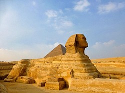 Sphinx in Gizeh - Cairo